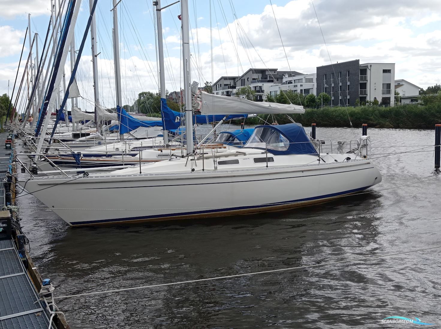Hanse 331 Sailingboat 1997, with Volvo Penta engine, Germany