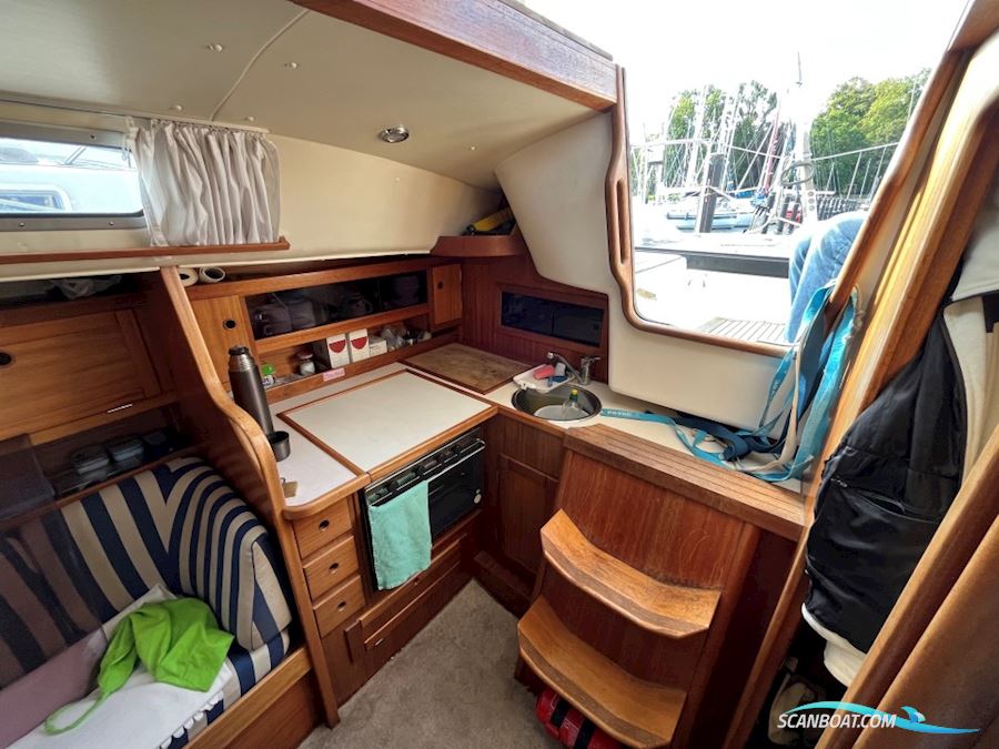 Hanse 331