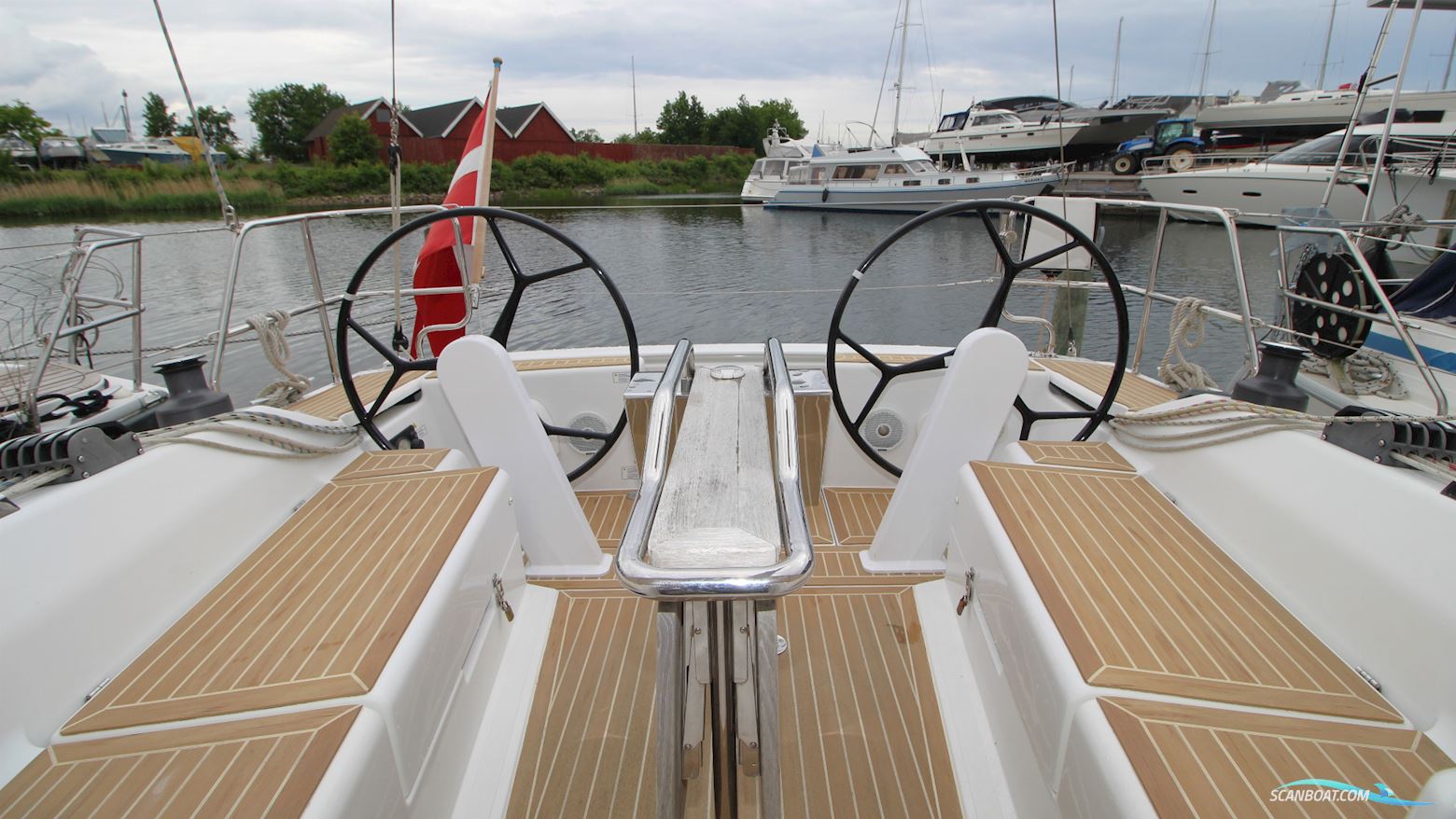 Hanse 345 