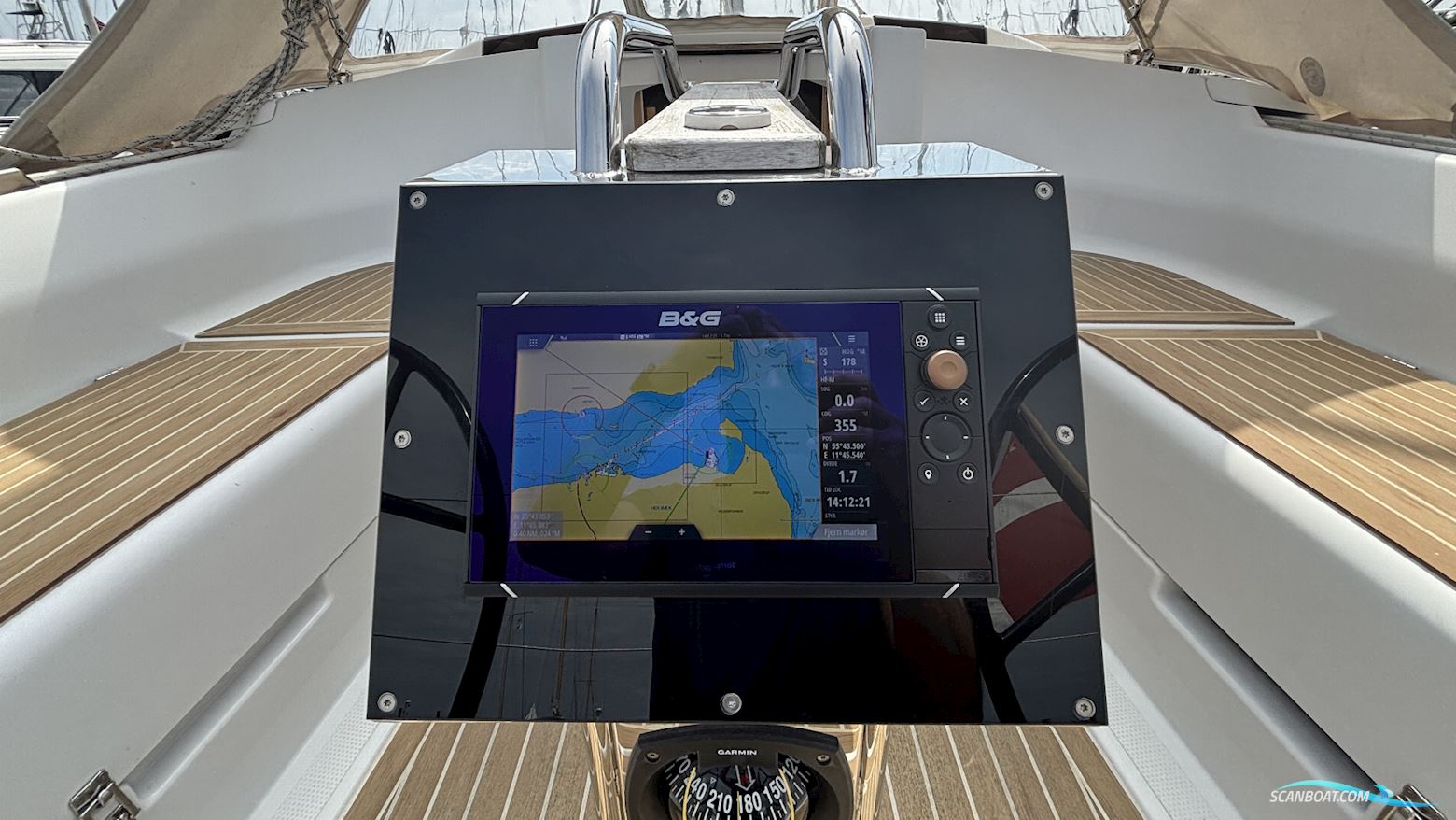 Hanse 345 