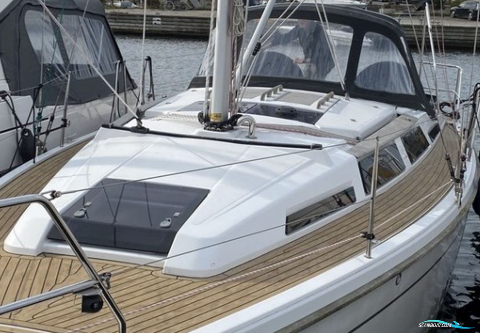 Hanse 345