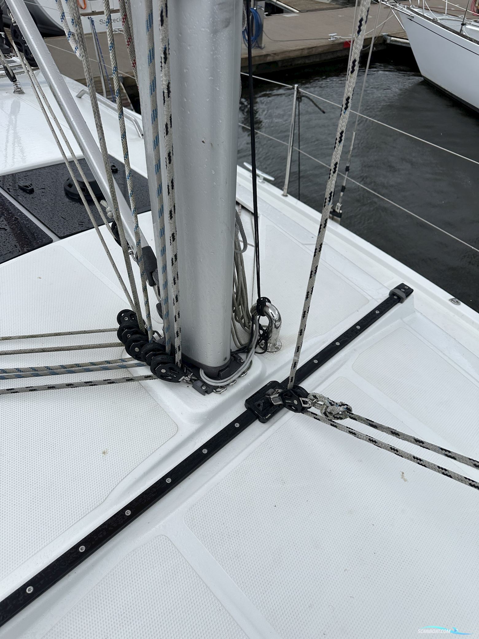 Hanse 348