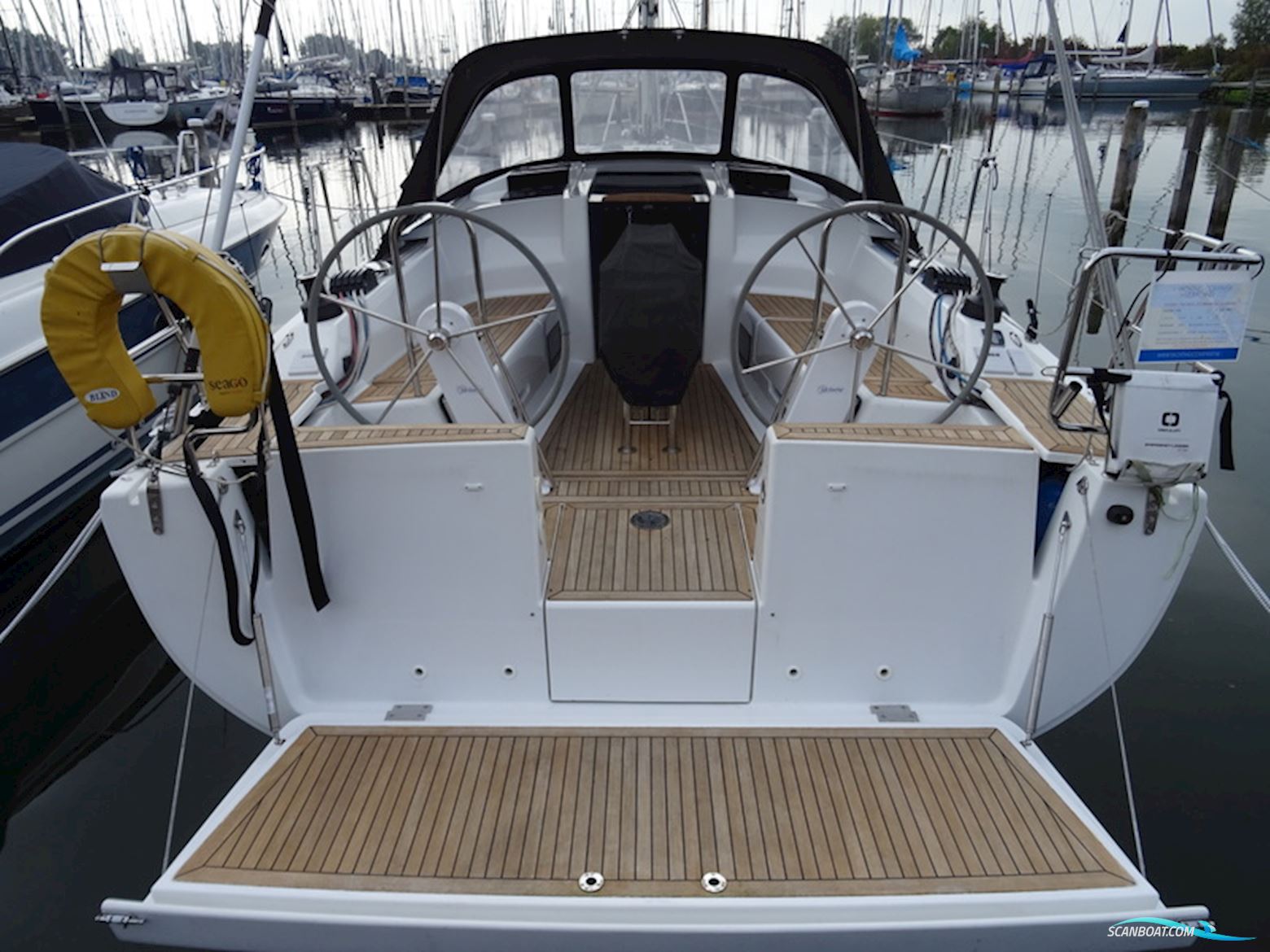Hanse 348