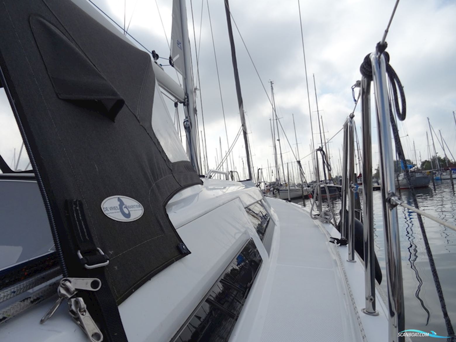 Hanse 348