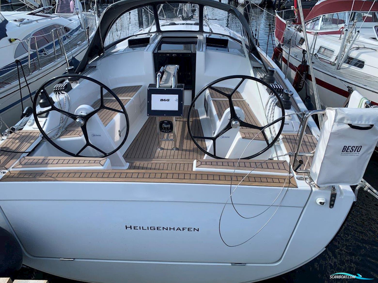 Hanse 348