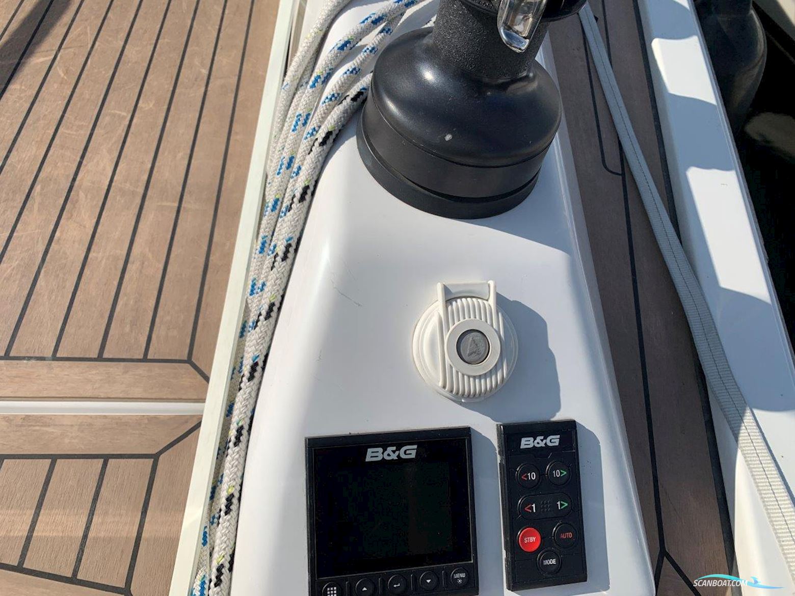 Hanse 348