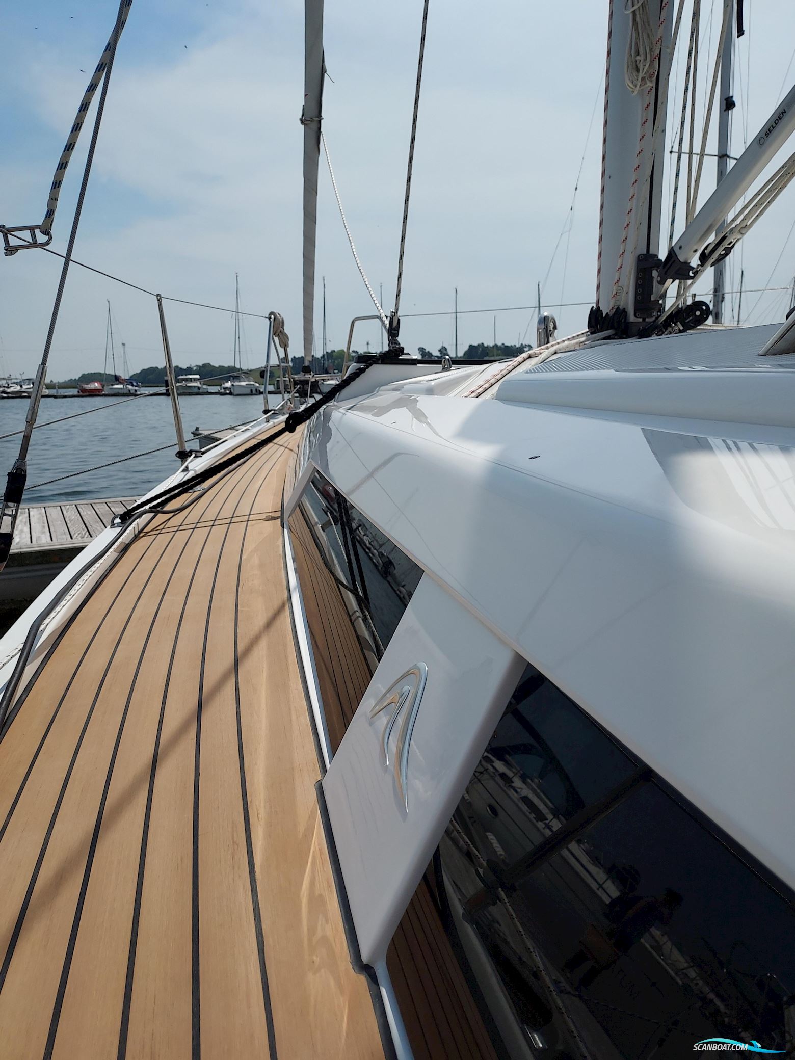 Hanse 348