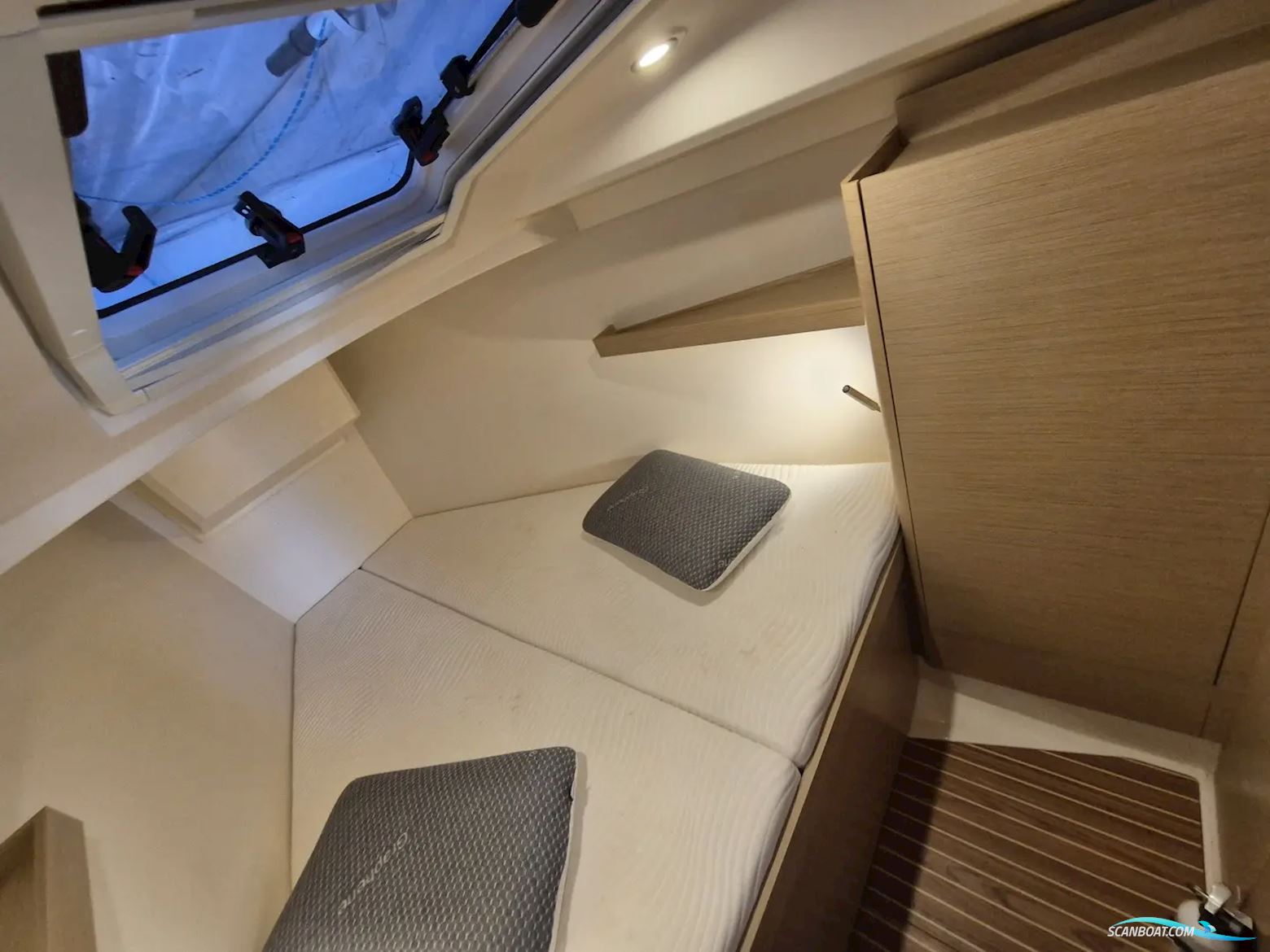 Hanse 348