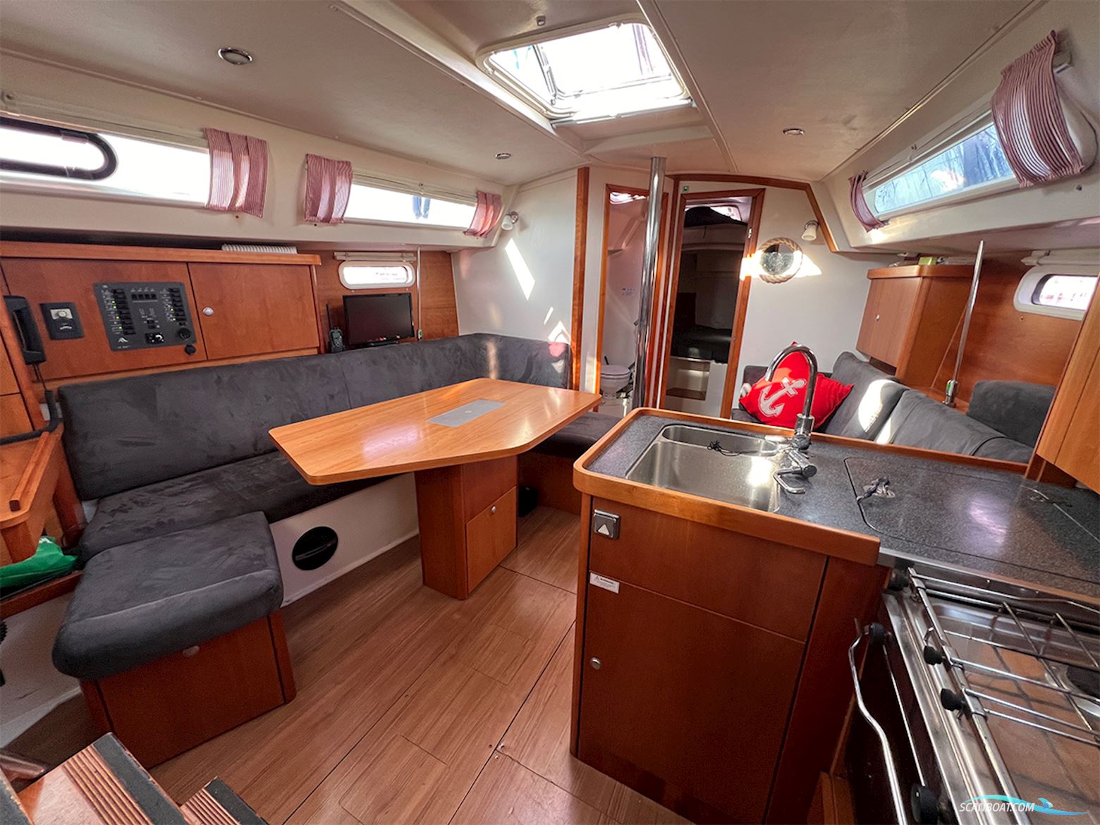 Hanse 350