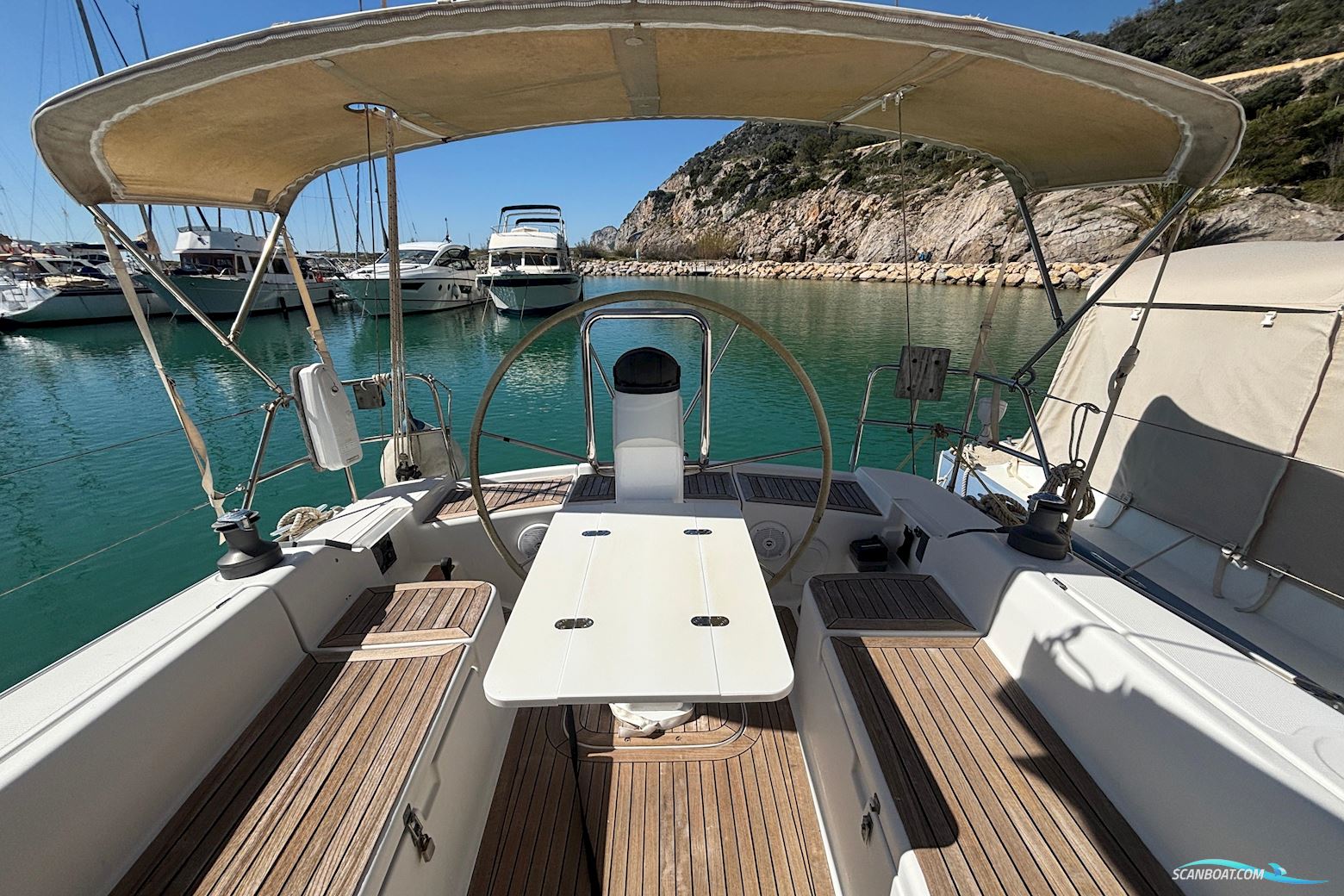 Hanse 370
