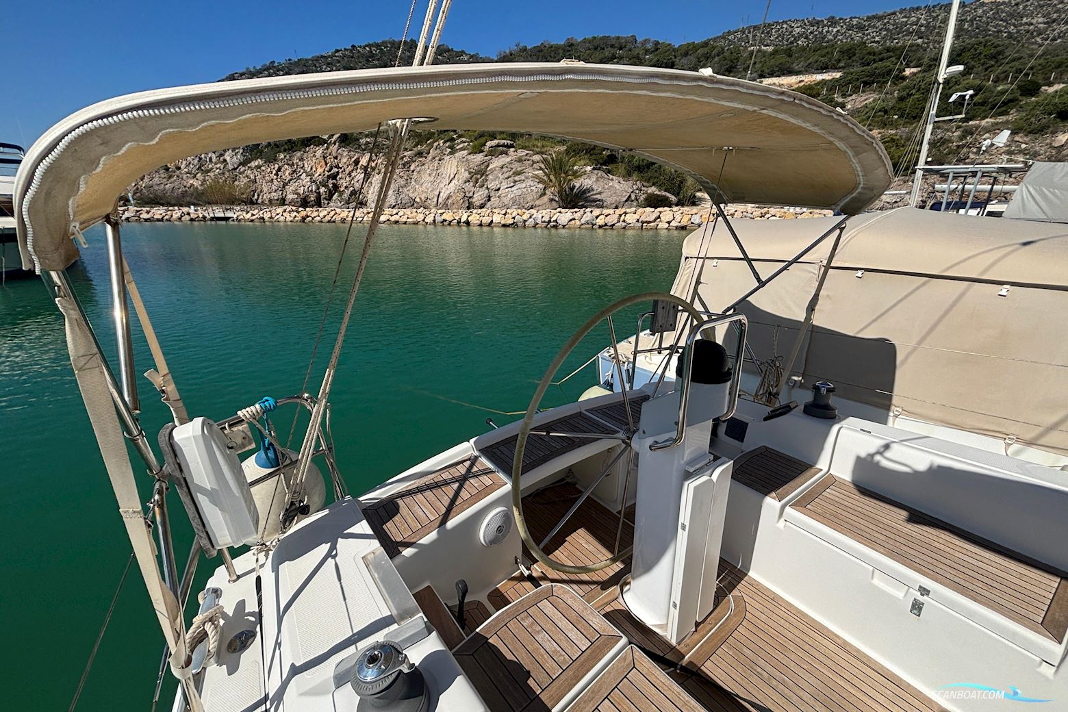Hanse 370