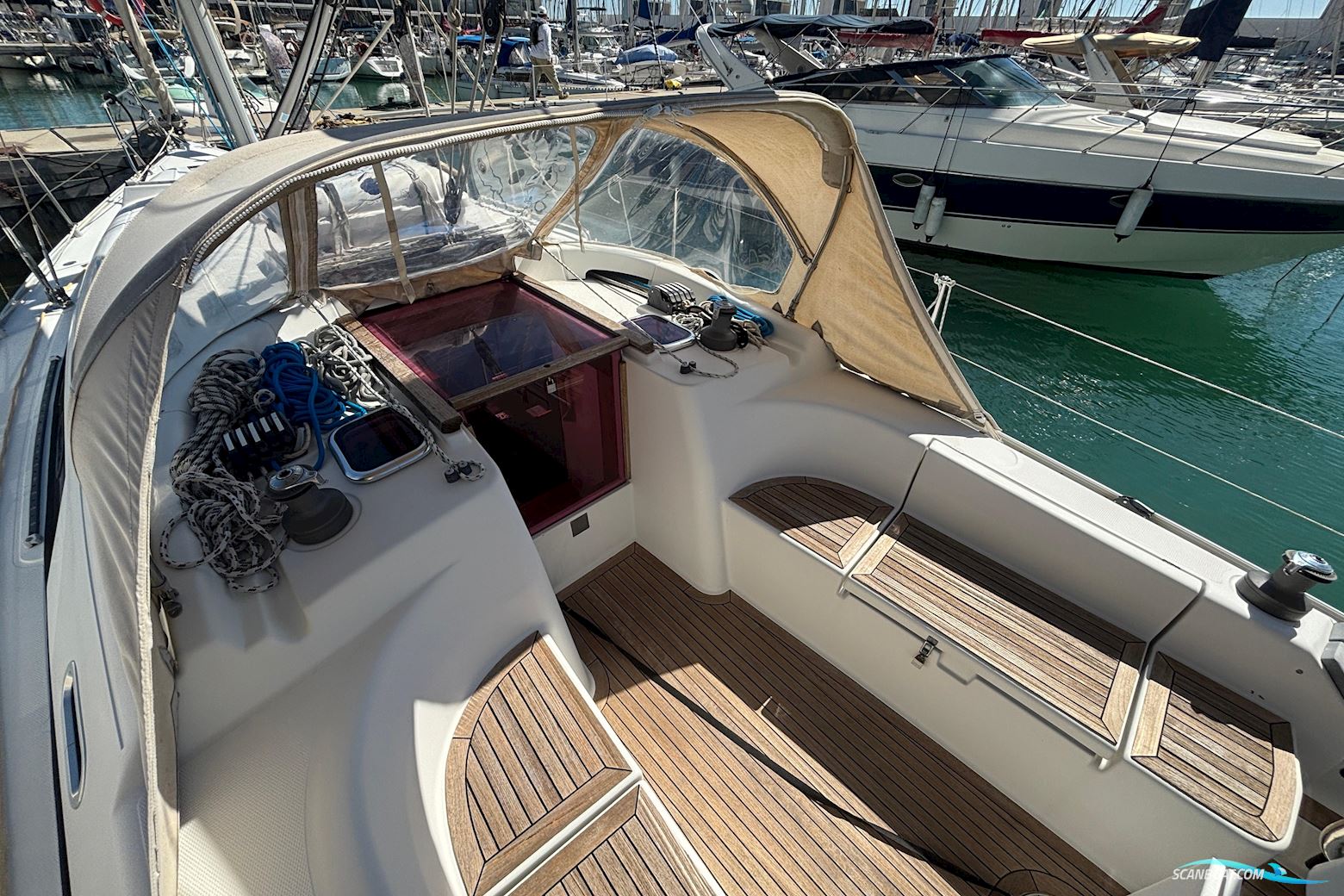 Hanse 370