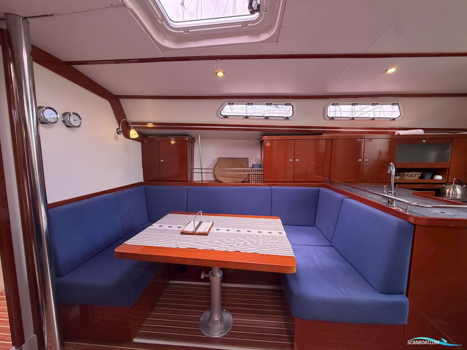 Hanse 370e