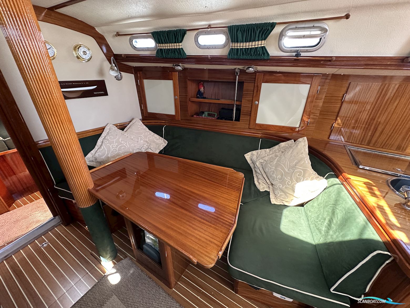 Hanse 371