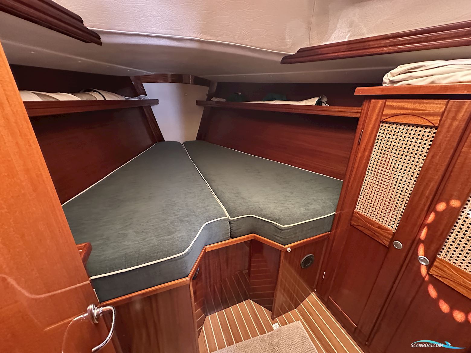 Hanse 371