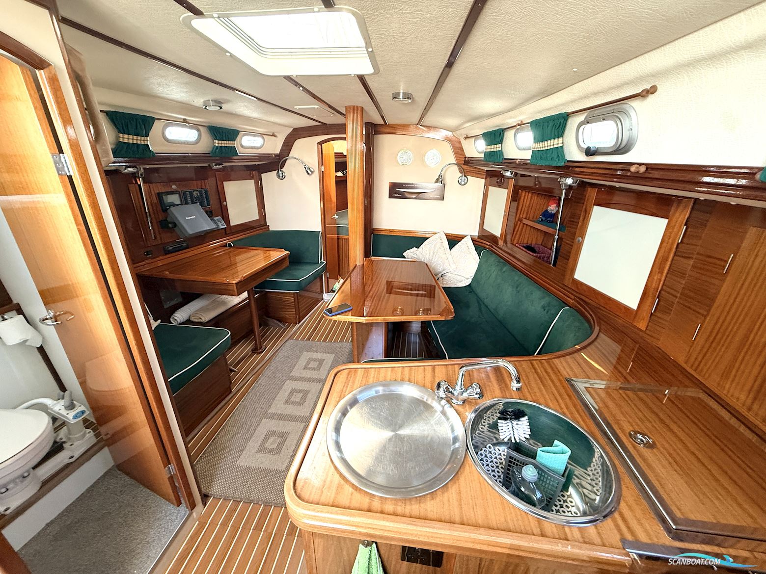 Hanse 371