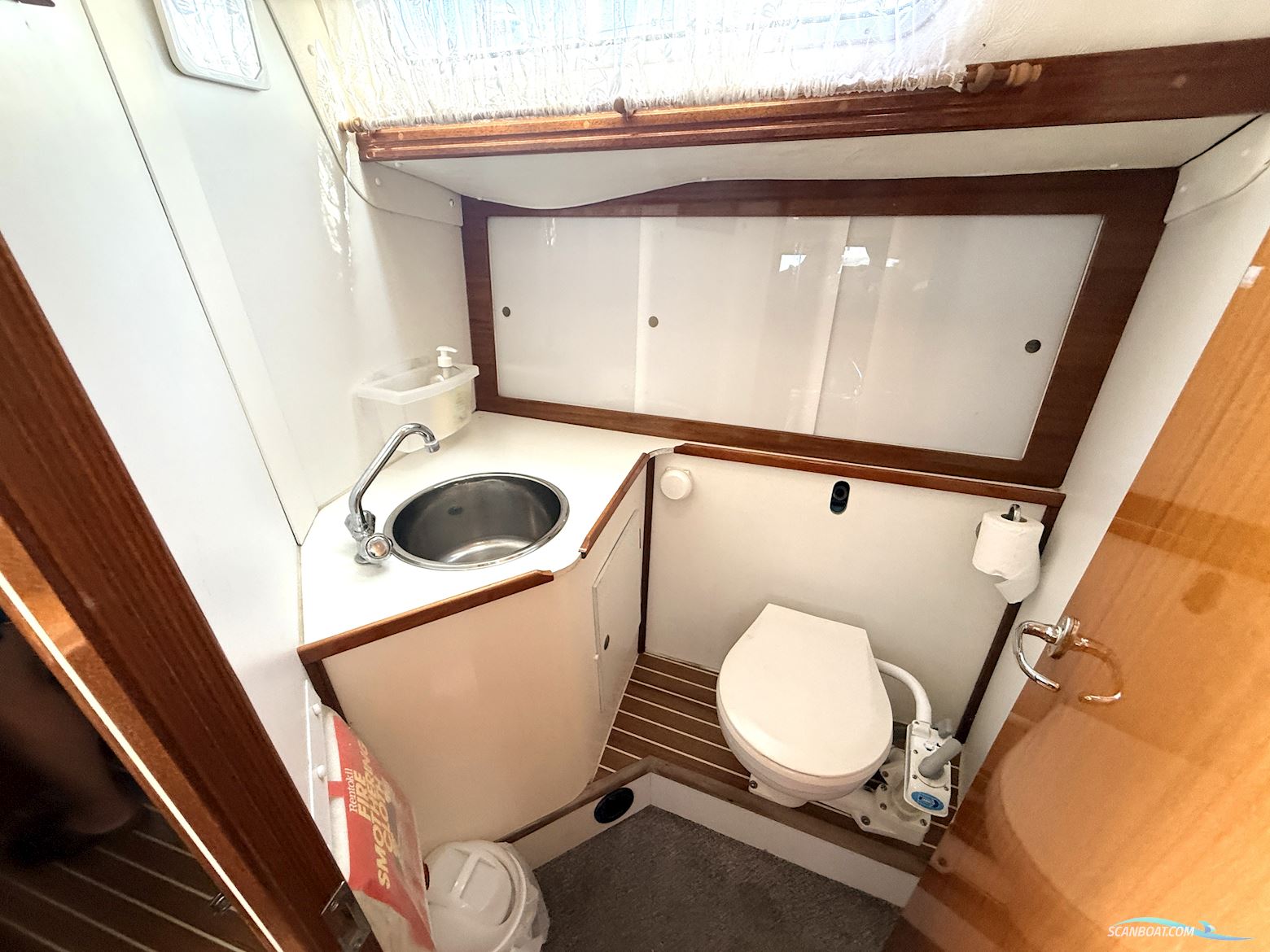 Hanse 371