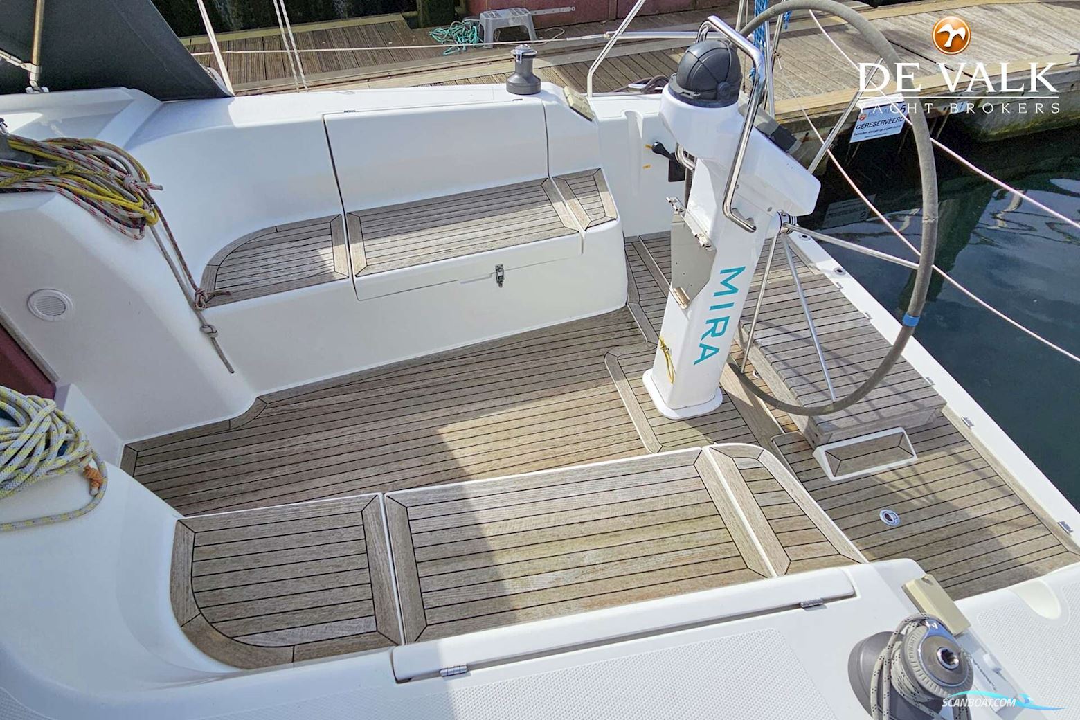 Hanse 375