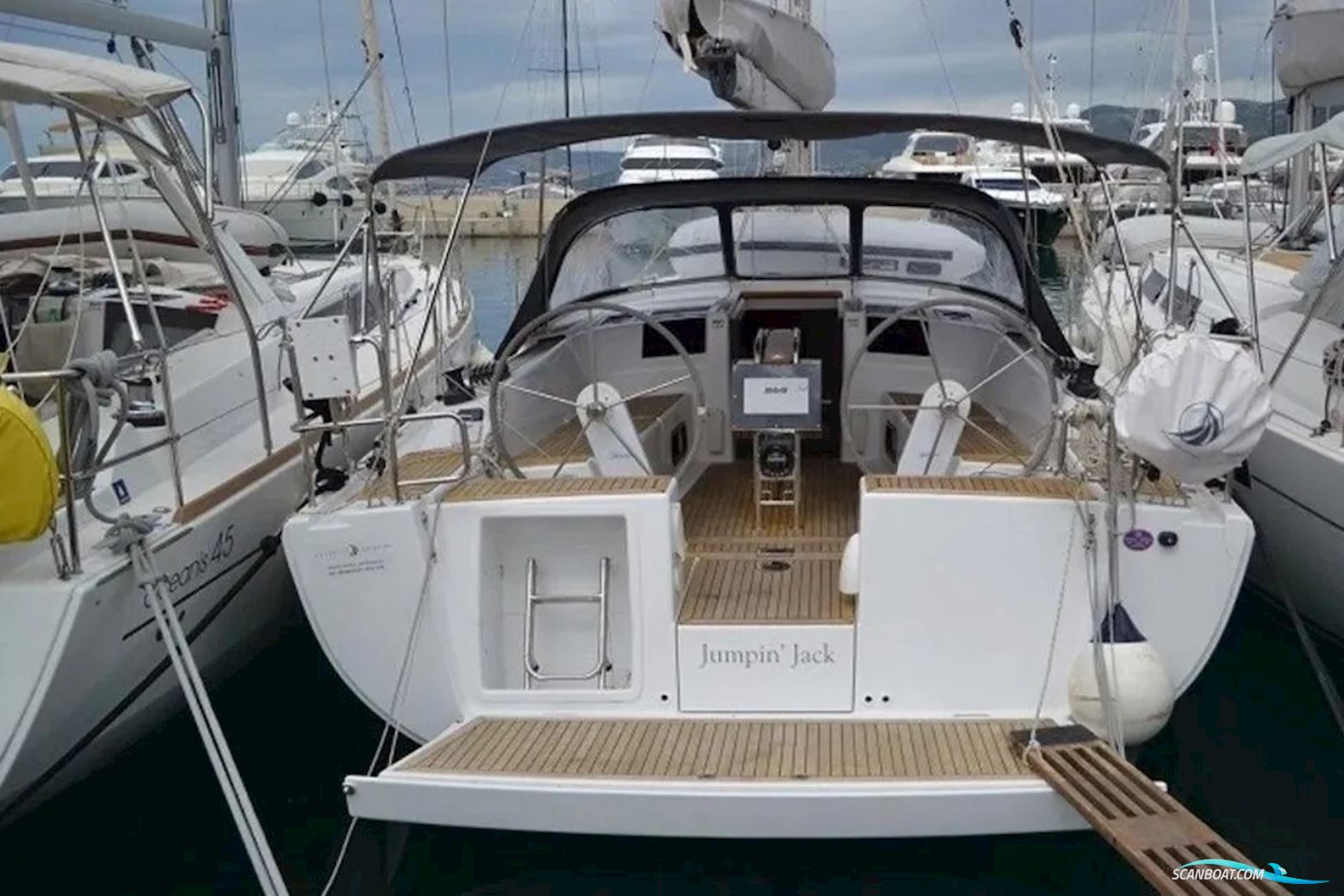 Hanse 385