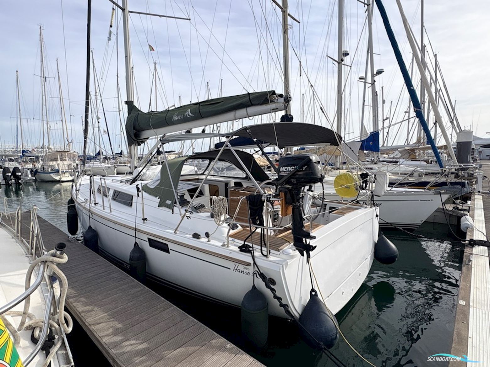 Hanse 385