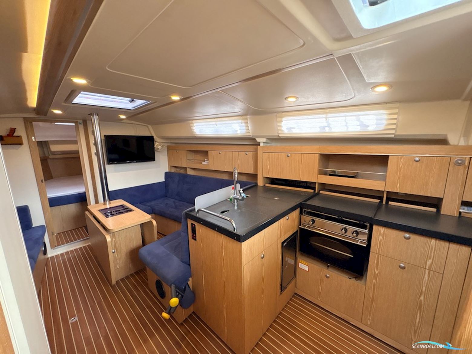 Hanse 385