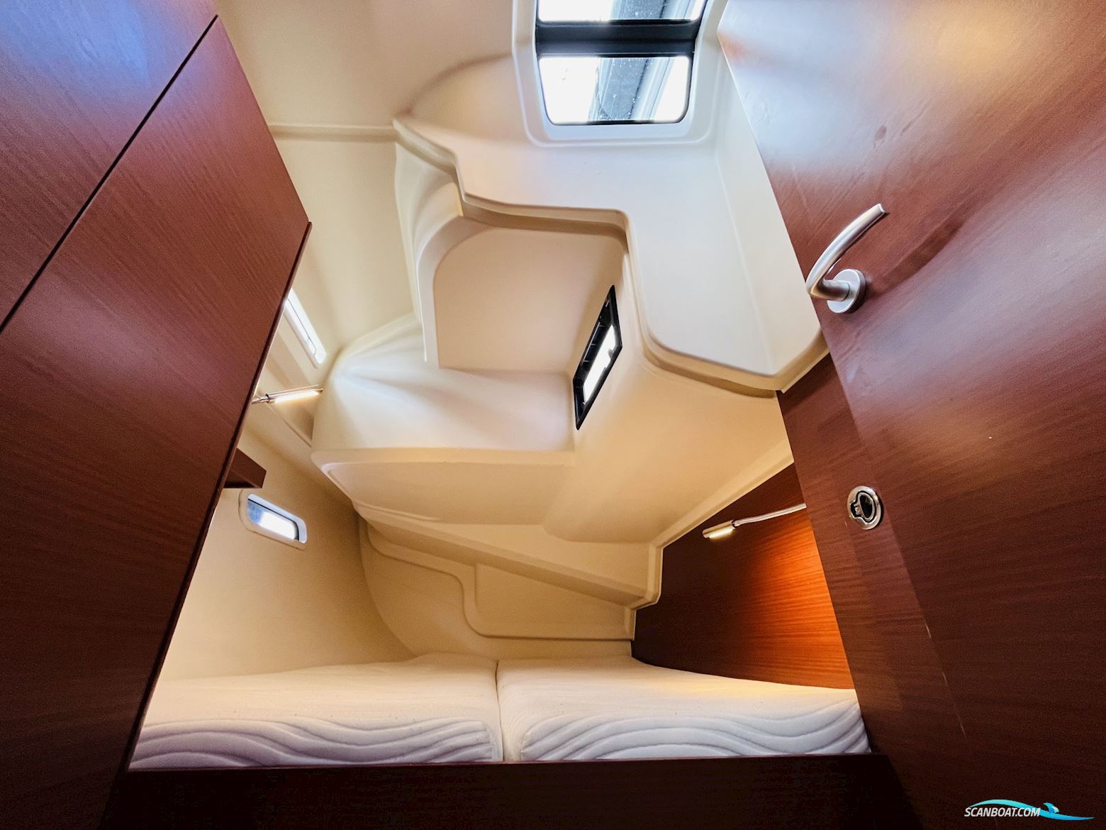 Hanse 388