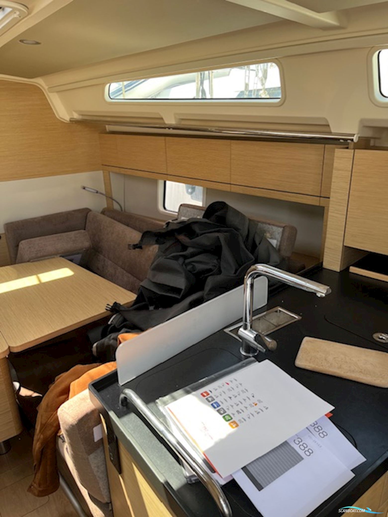 Hanse 388