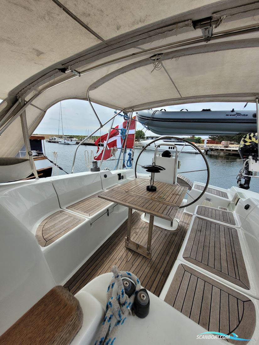 Hanse 400