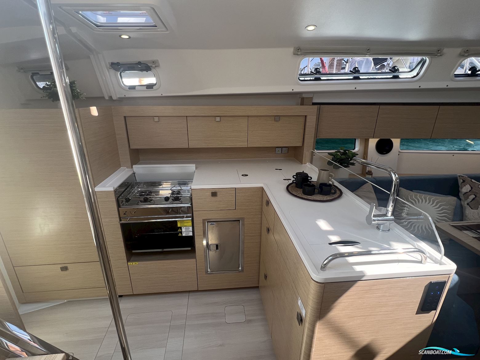 Hanse 410 Neu Auf Bestellung, Segelklar zu Wasser Inkl. Primer & Antif
