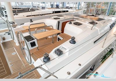 Hanse 410 Sailingboat 2024, with Yanmar 3JH40 engine, Germany
