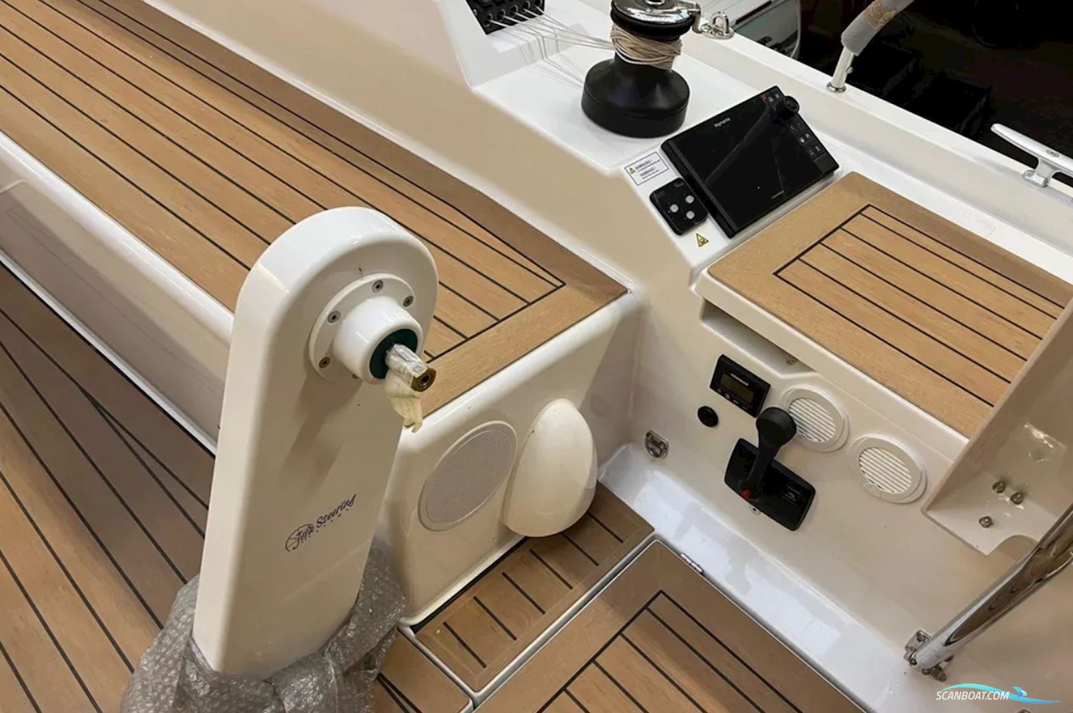 Hanse 410