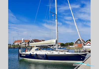 Hanse 411 Sailingboat 2002, with Volvo Penta D2 40 engine, Germany