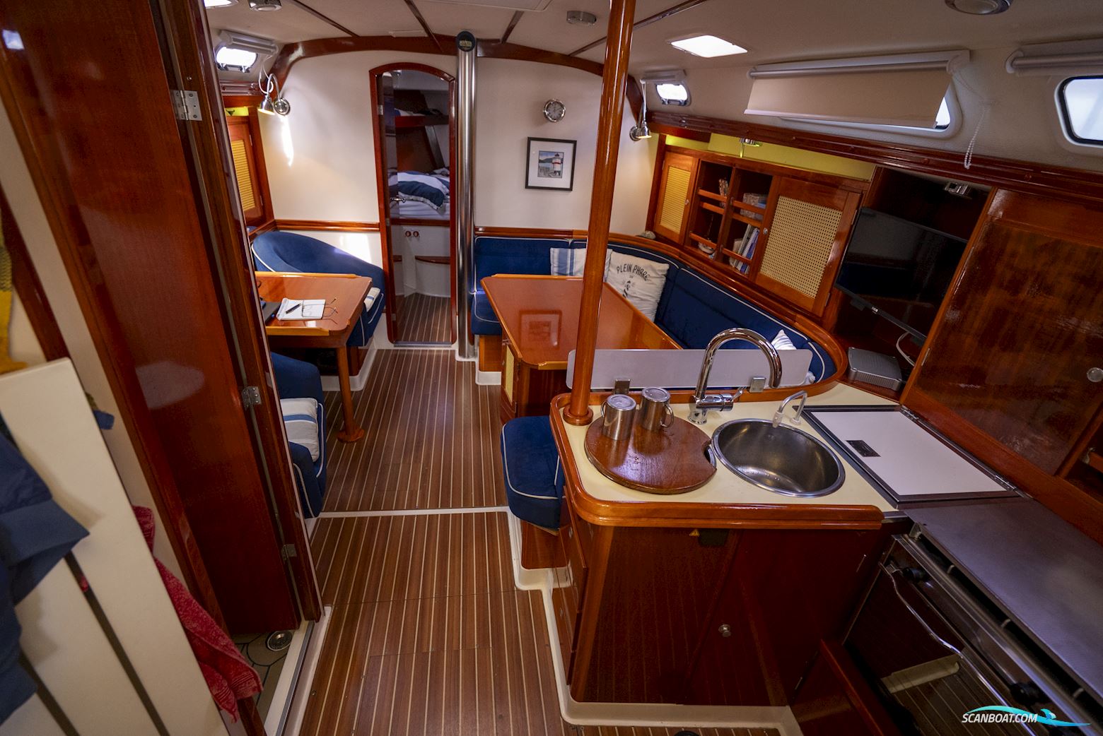 Hanse 411