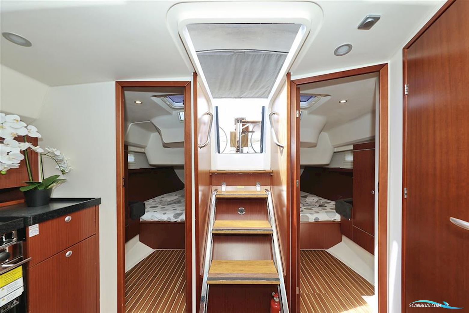 Hanse 415