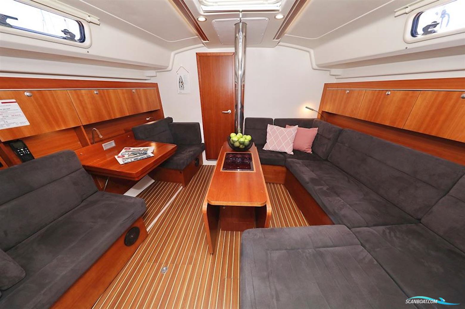 Hanse 415