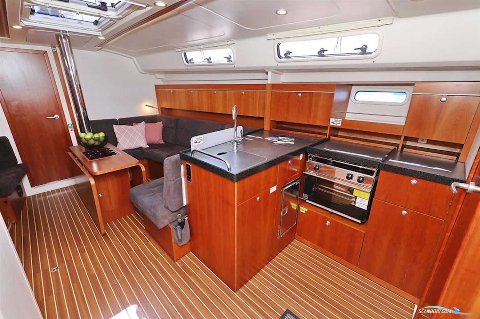 Hanse 415