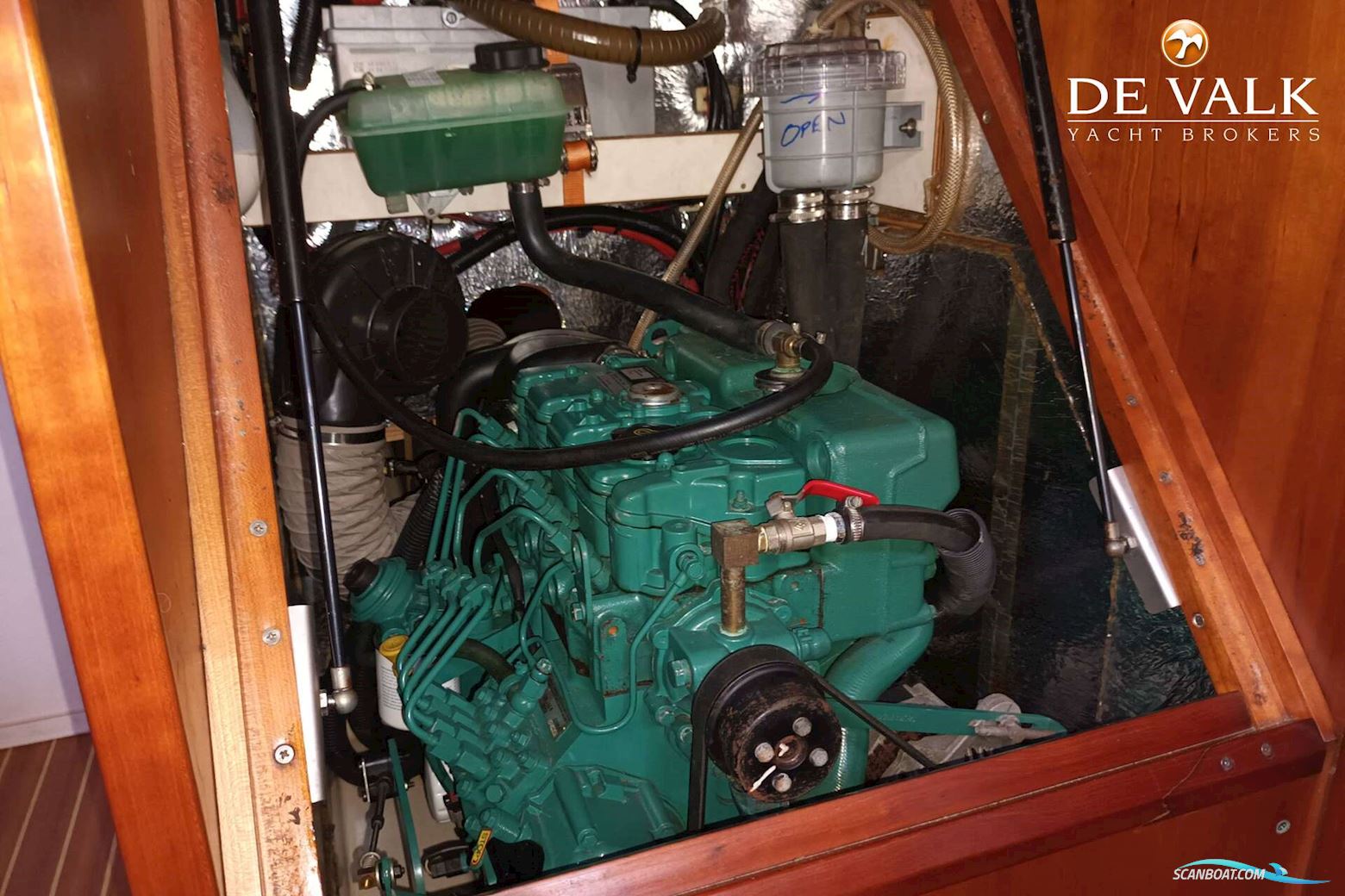 Hanse 415