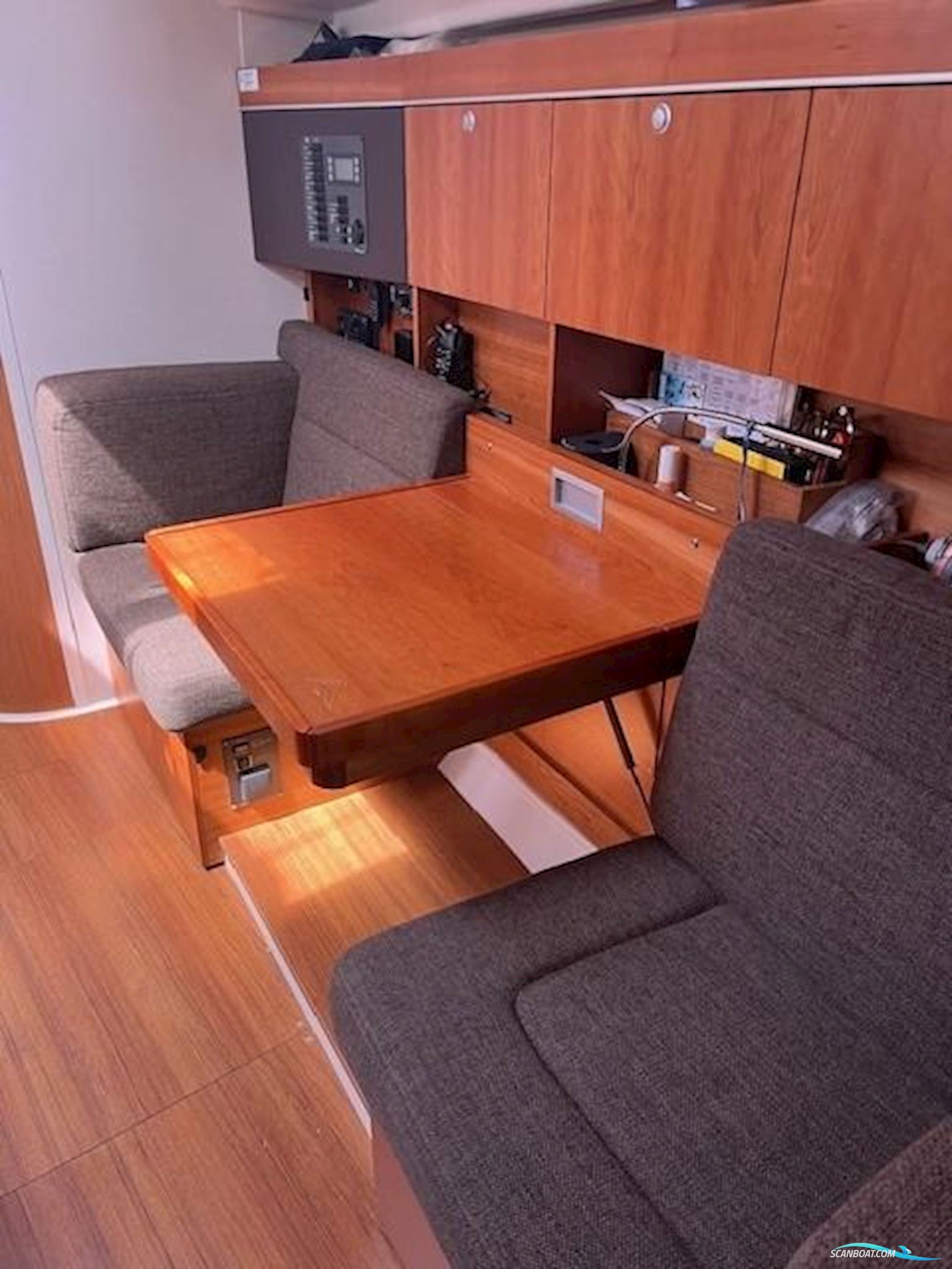 Hanse 415