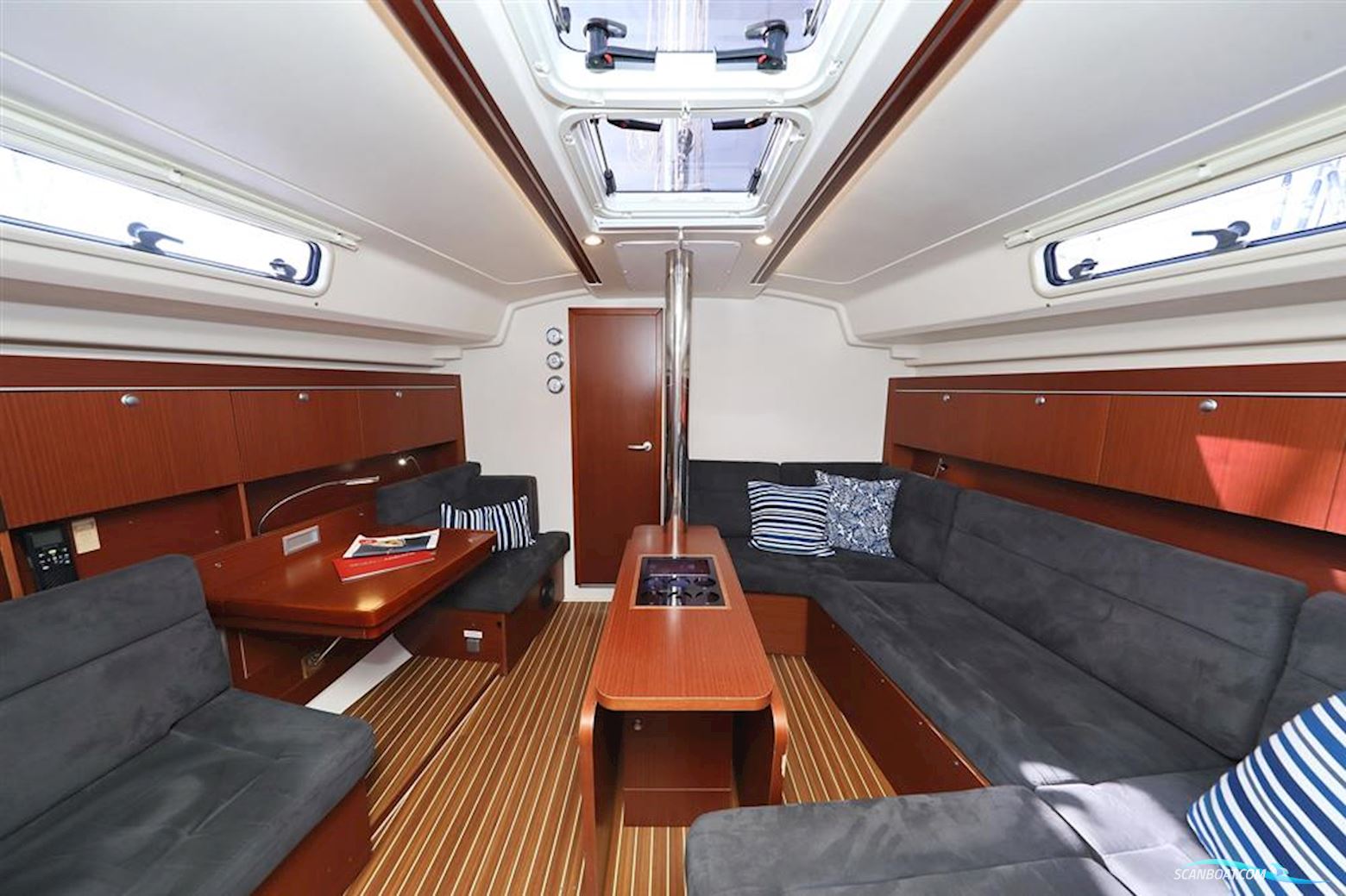 Hanse 415