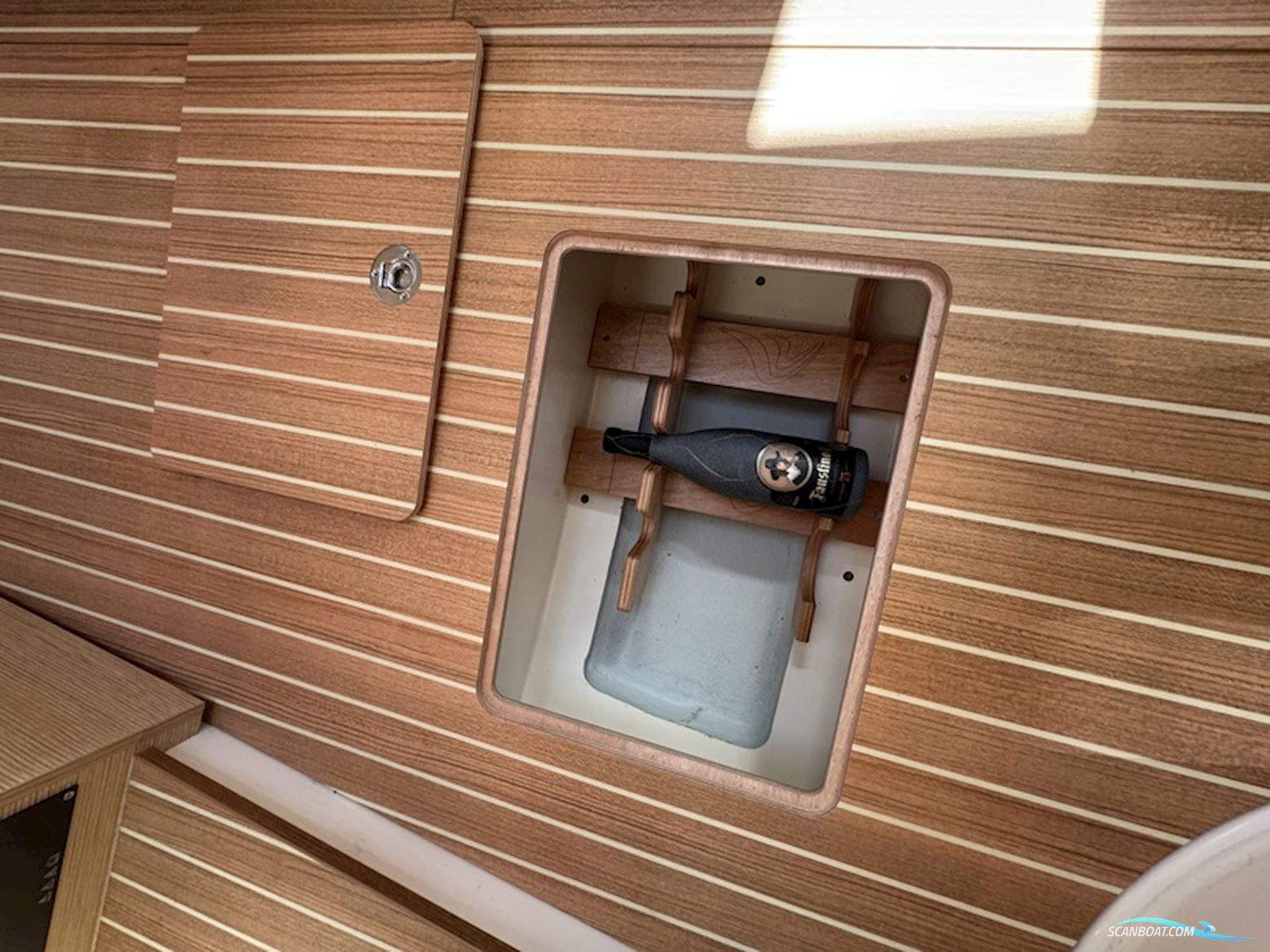 Hanse 418