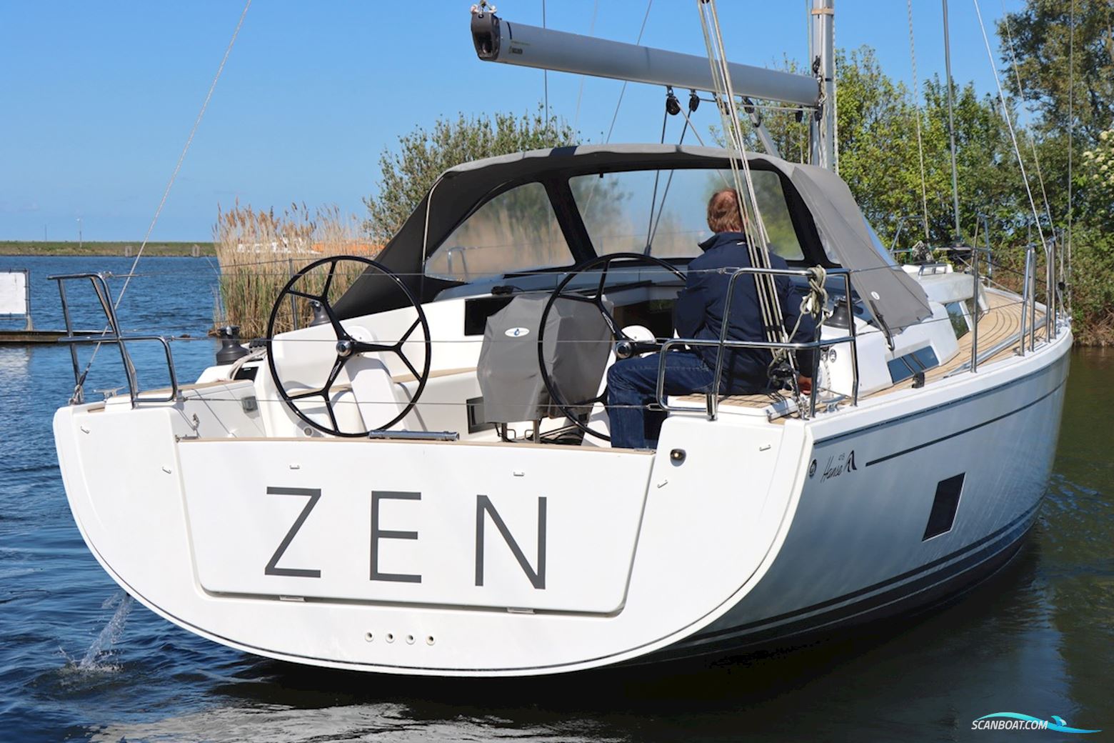 Hanse 418