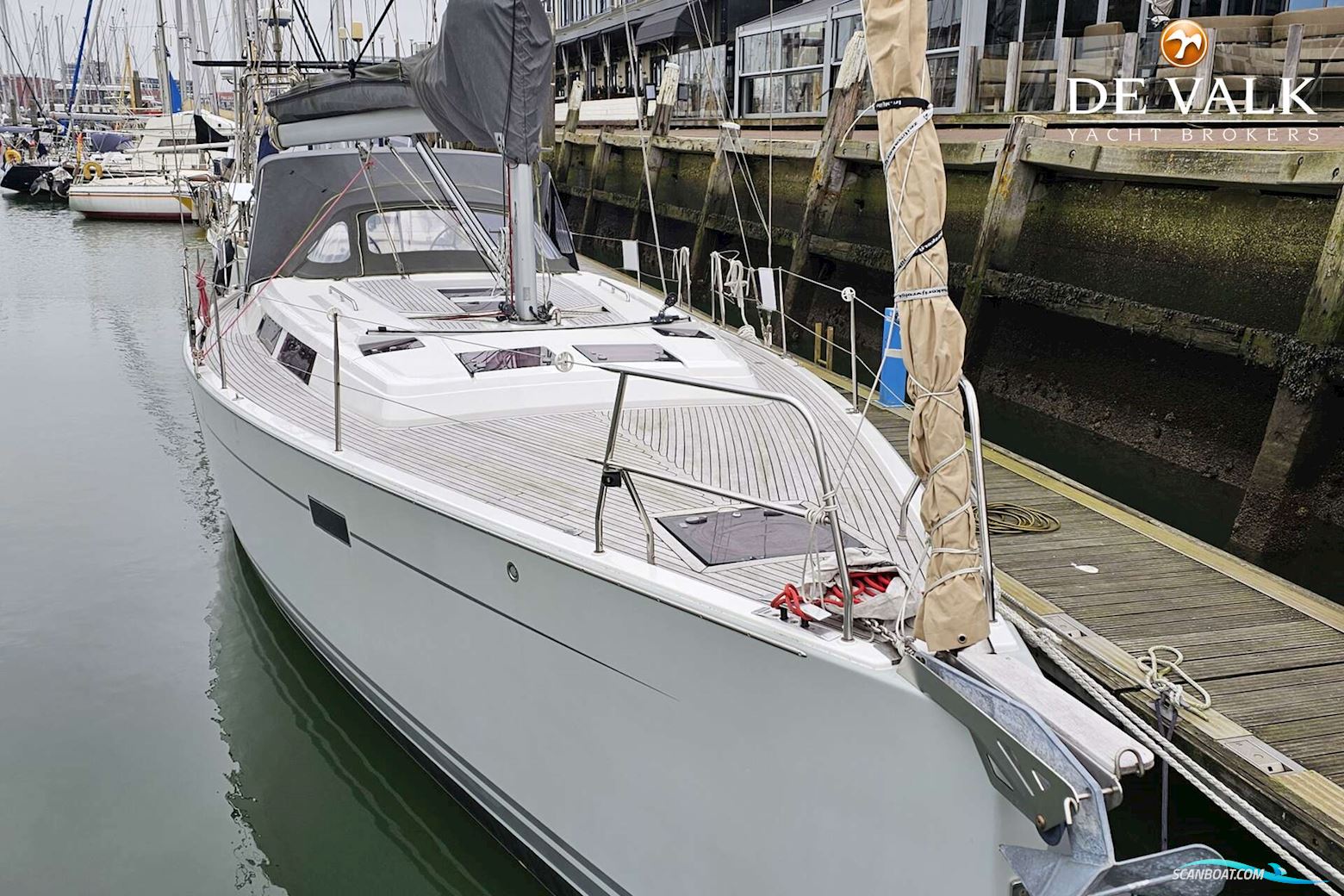 Hanse 445