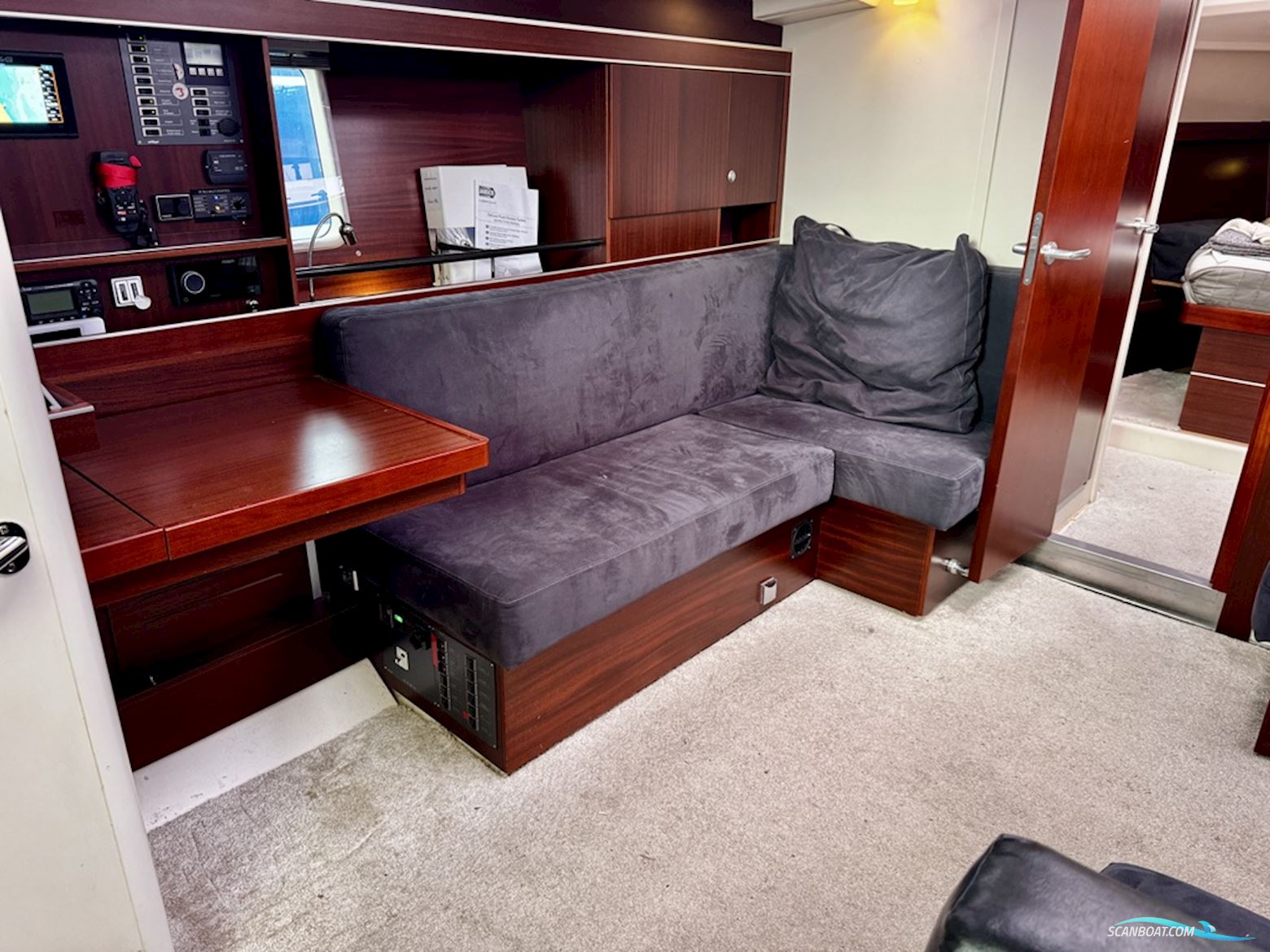 Hanse 445