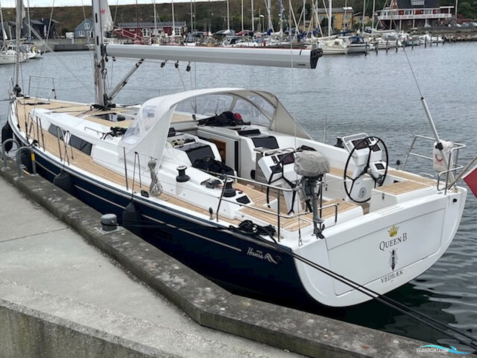 Hanse 455 "Queen B" - 2017 Sailingboat 2017, with Volvo Penta D2-55 engine, Denmark