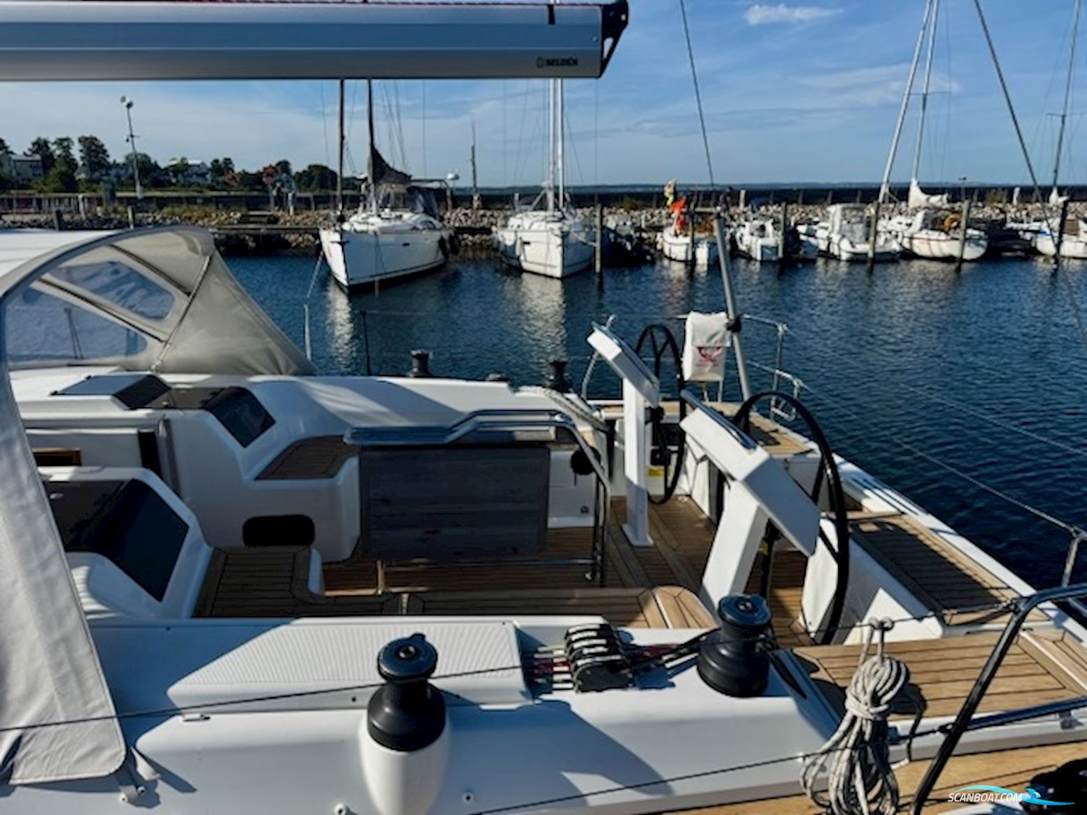 Hanse 455 "Queen B" - 2017