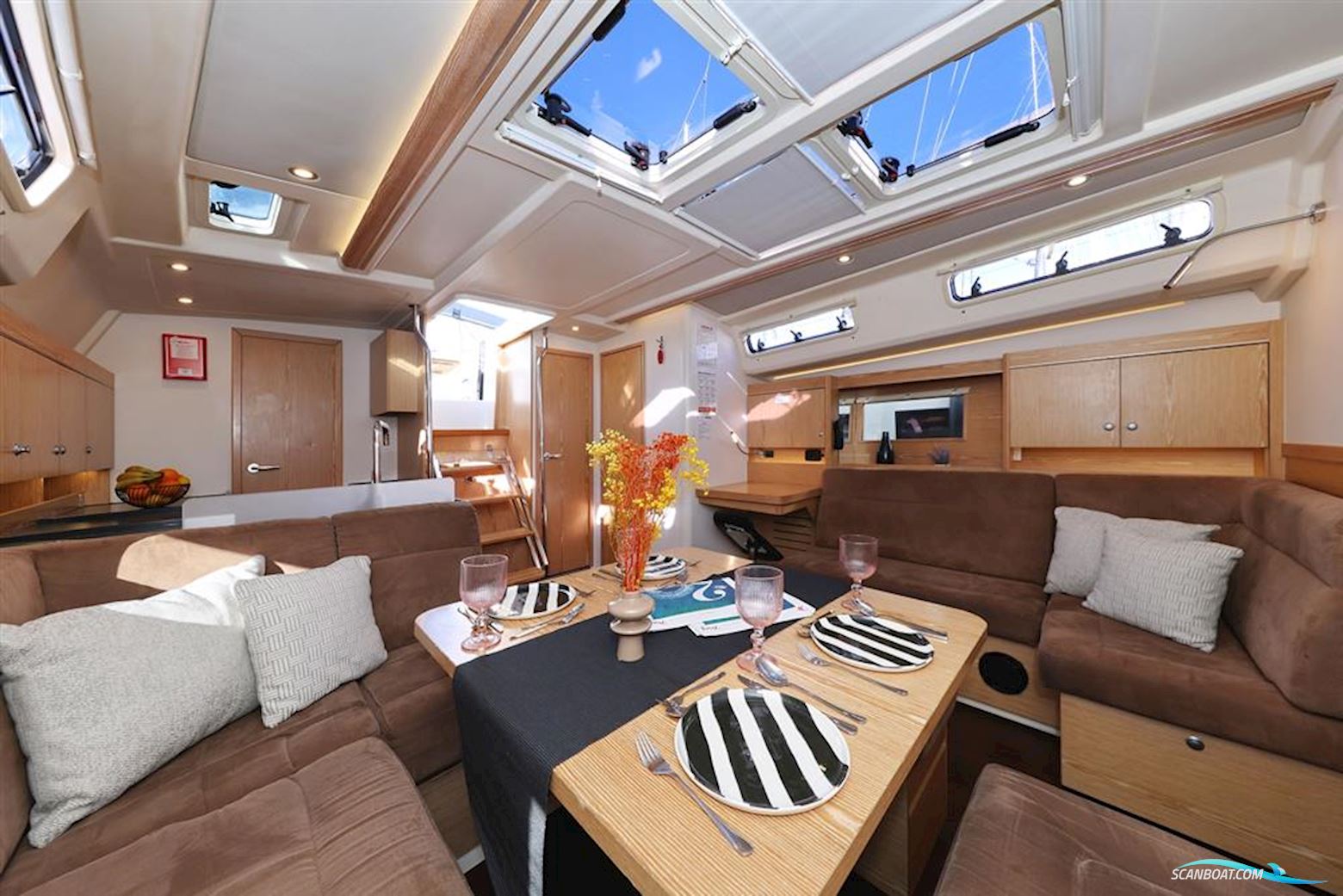 Hanse 455