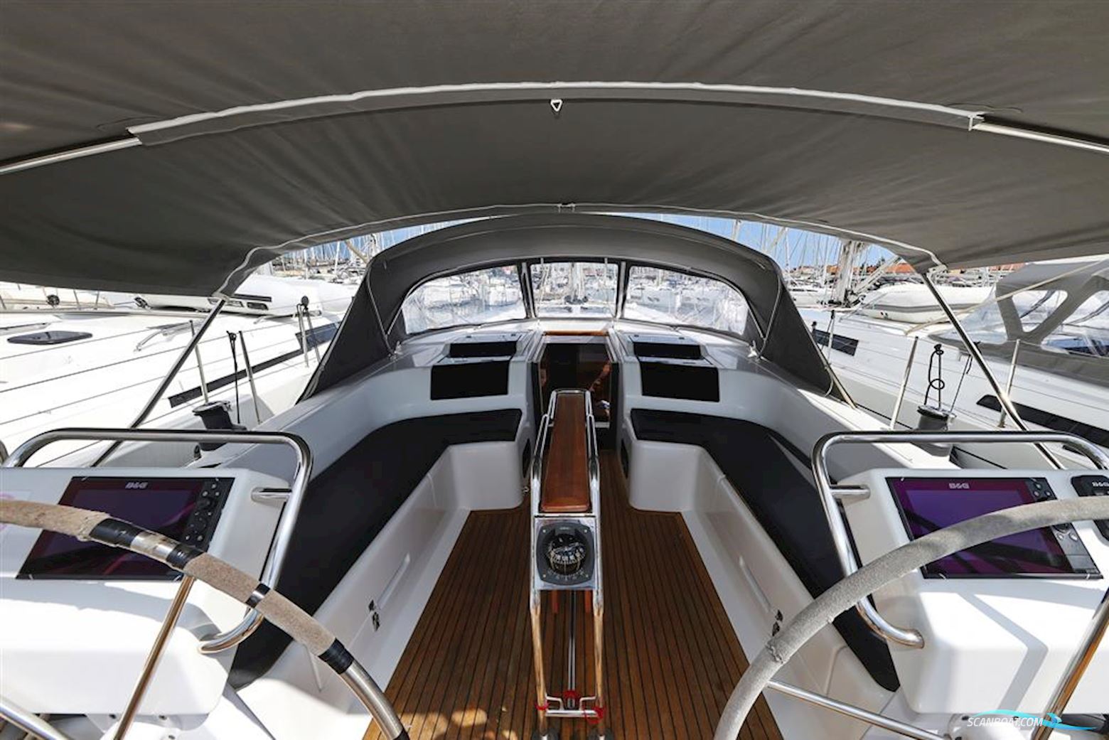 Hanse 455