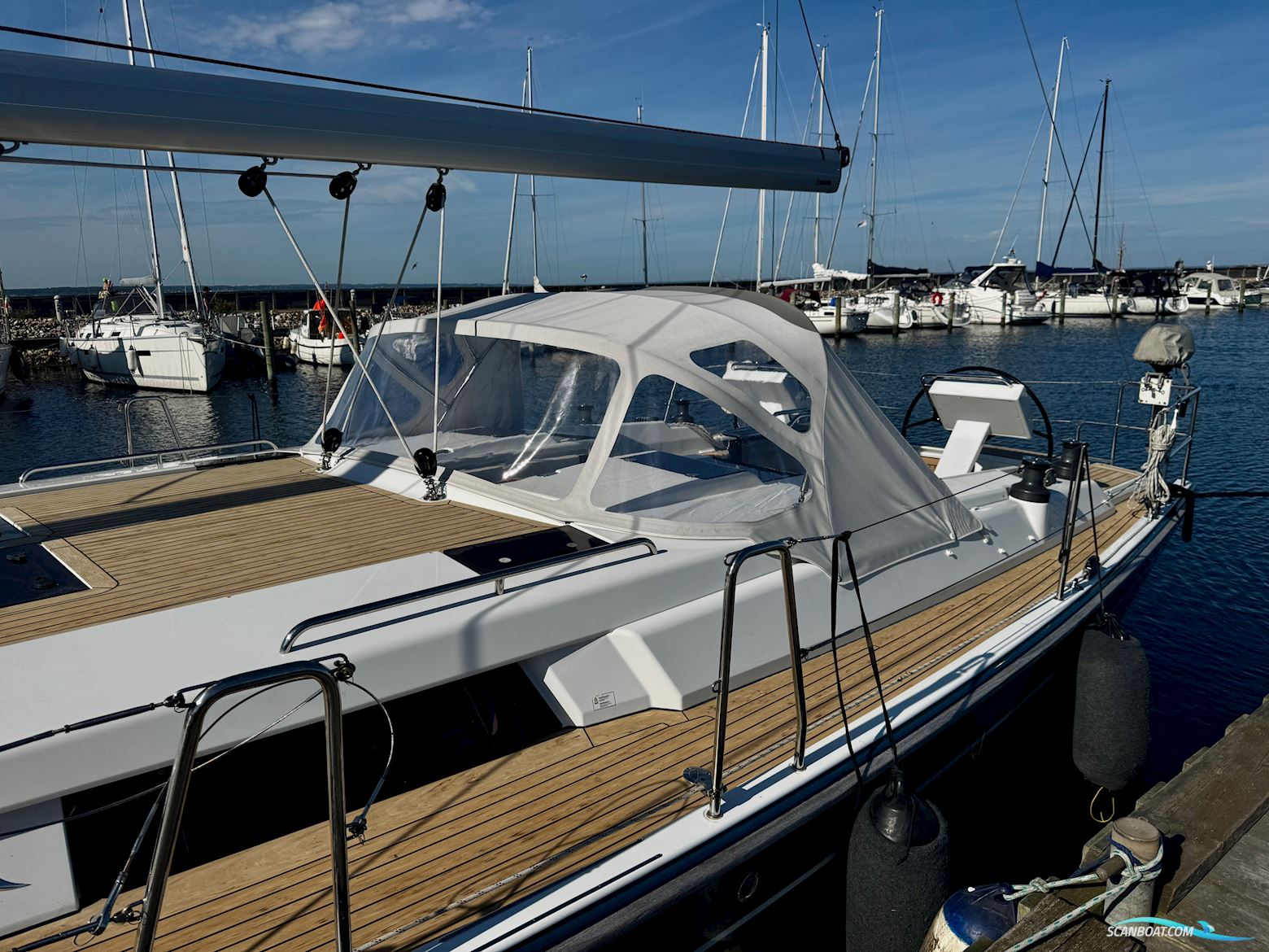 Hanse 455