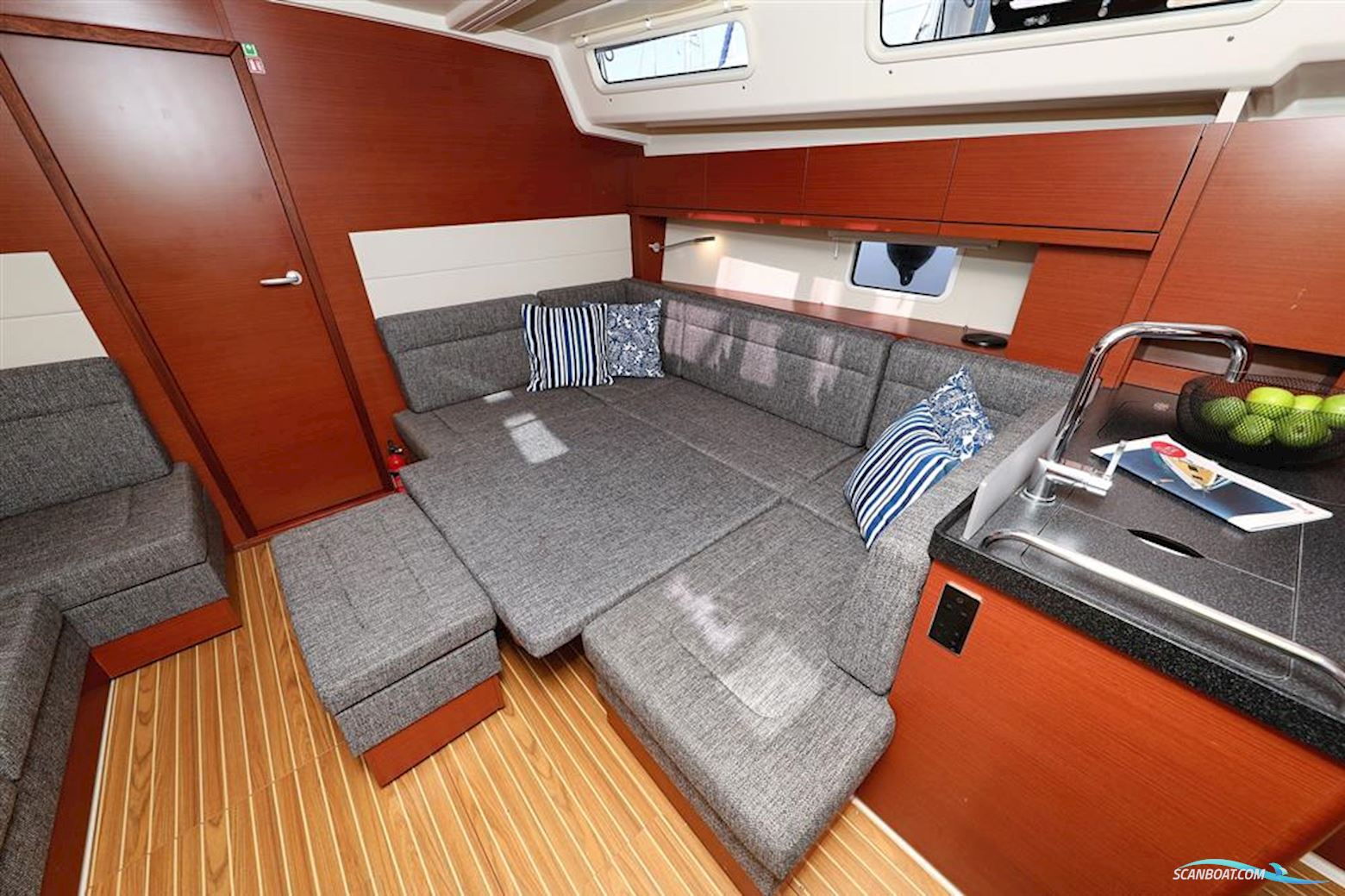 Hanse 458