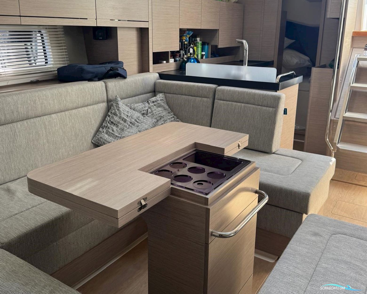 Hanse 458